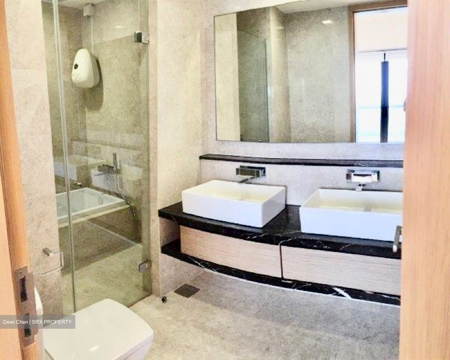 Marina Bay Residences (D1), Condominium #597677121